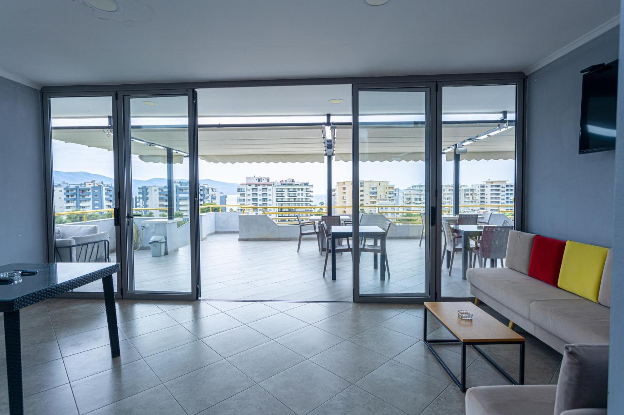 Hotel Olti Vlore Ngoại thất bức ảnh