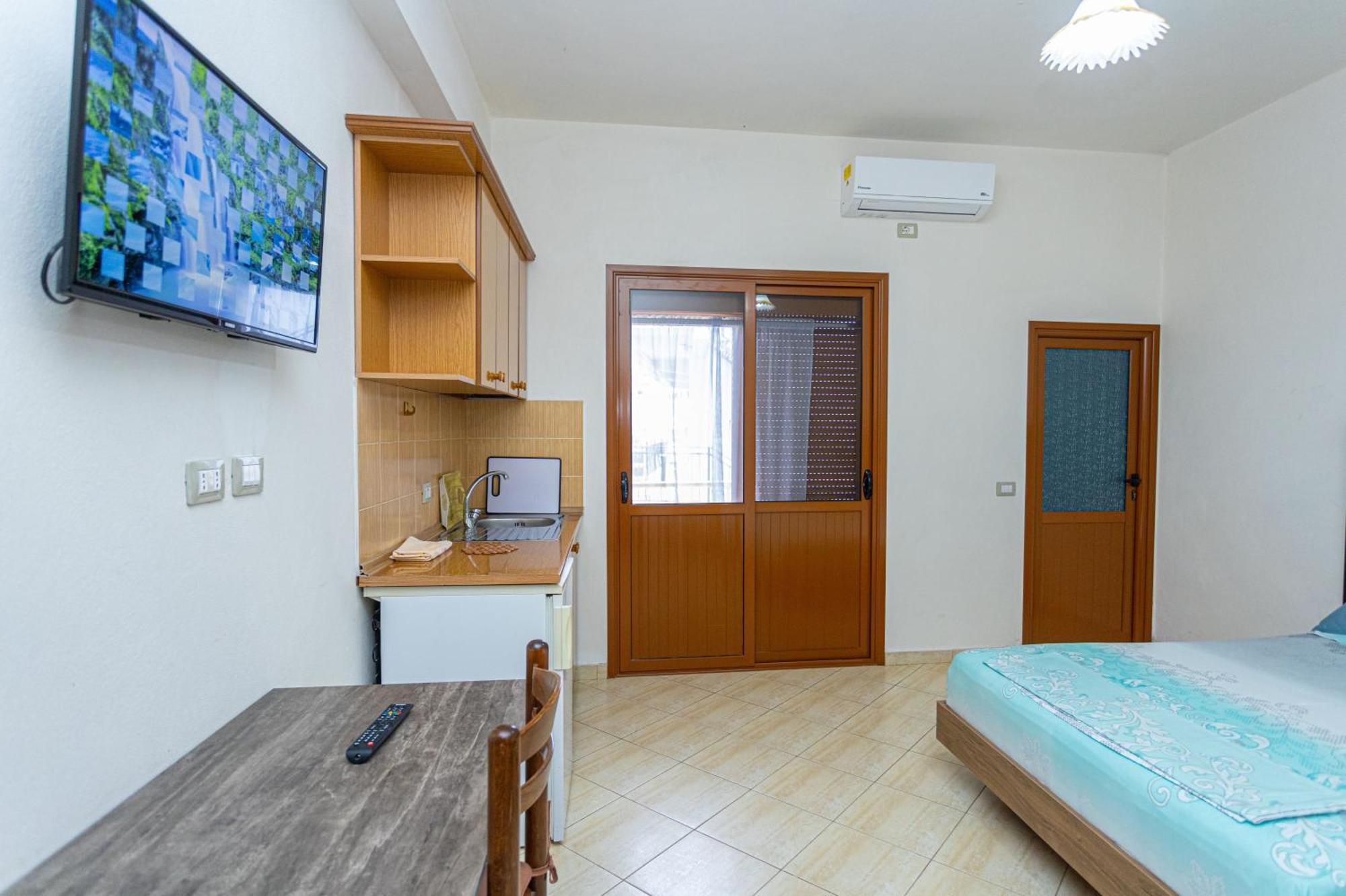 Hotel Olti Vlore Ngoại thất bức ảnh