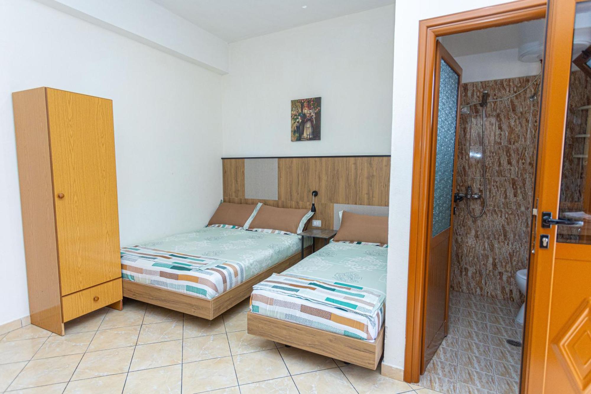 Hotel Olti Vlore Ngoại thất bức ảnh