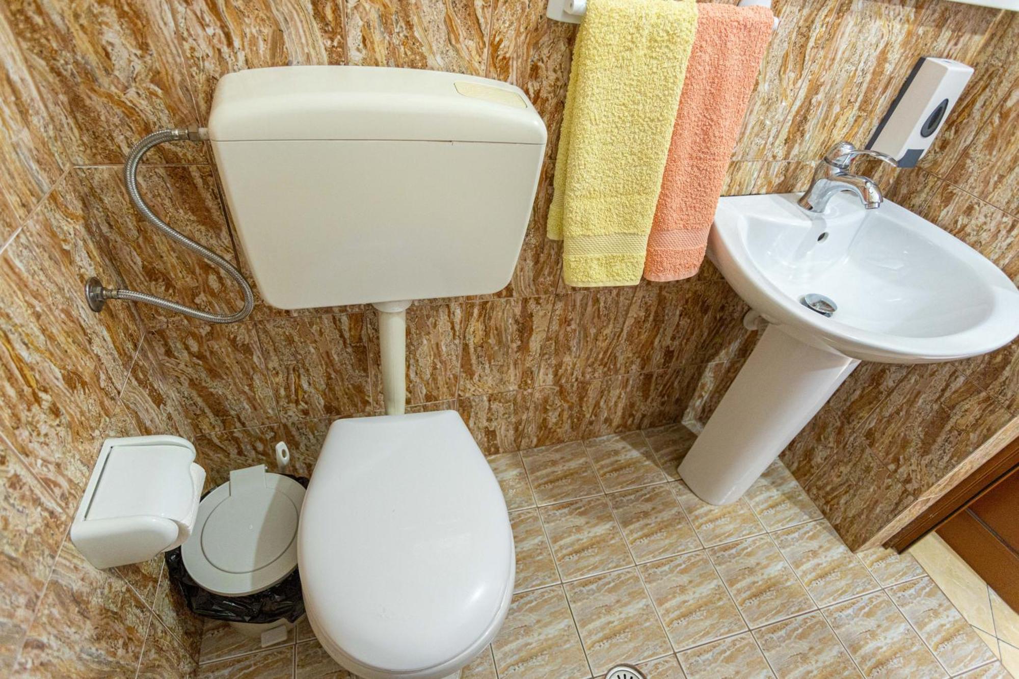 Hotel Olti Vlore Ngoại thất bức ảnh